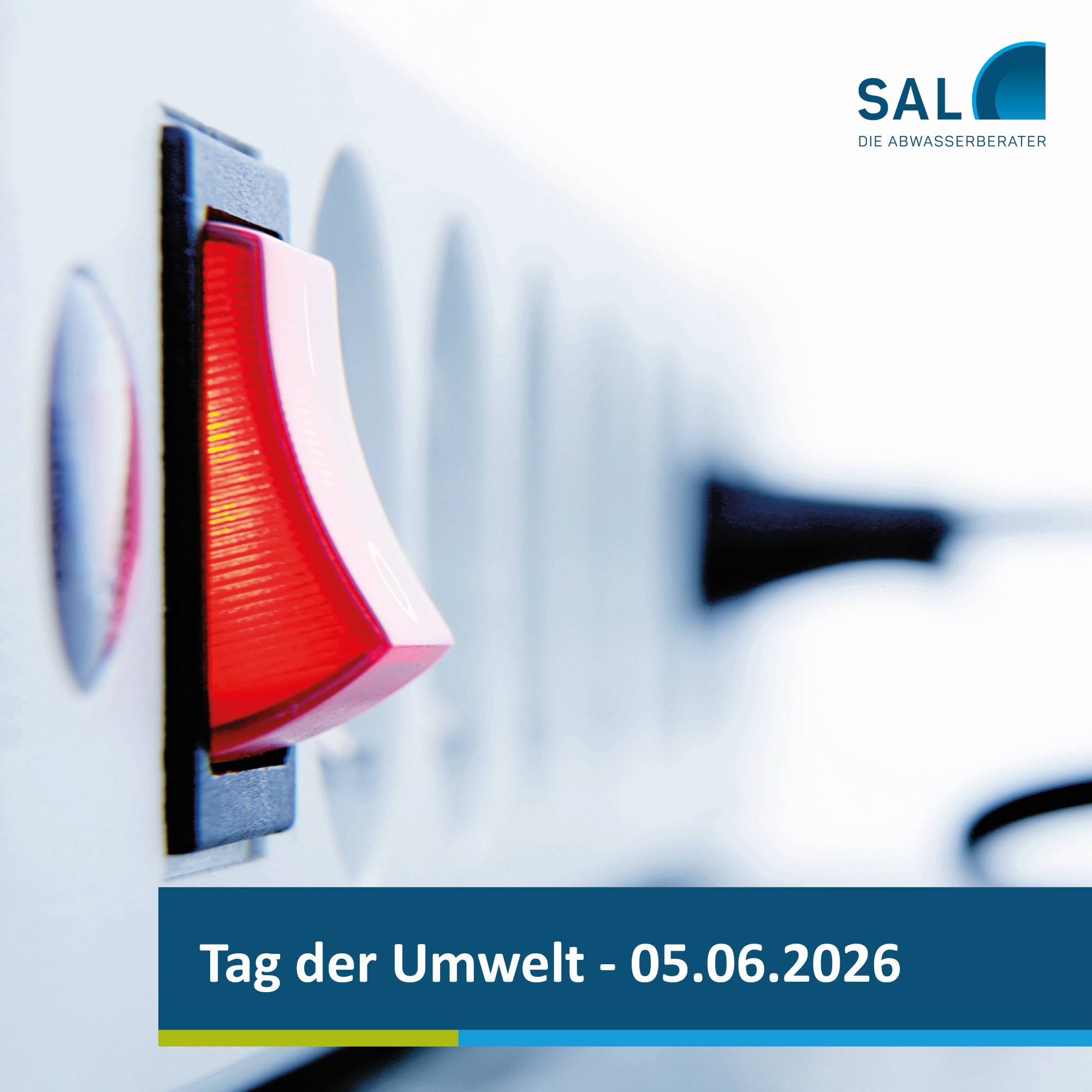 Schalter an einer Steckdose - SAL